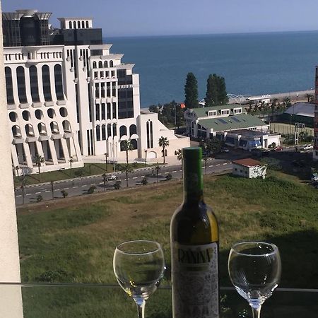 Апартаменты Orbi Plaza David Apt. Батуми Экстерьер фото