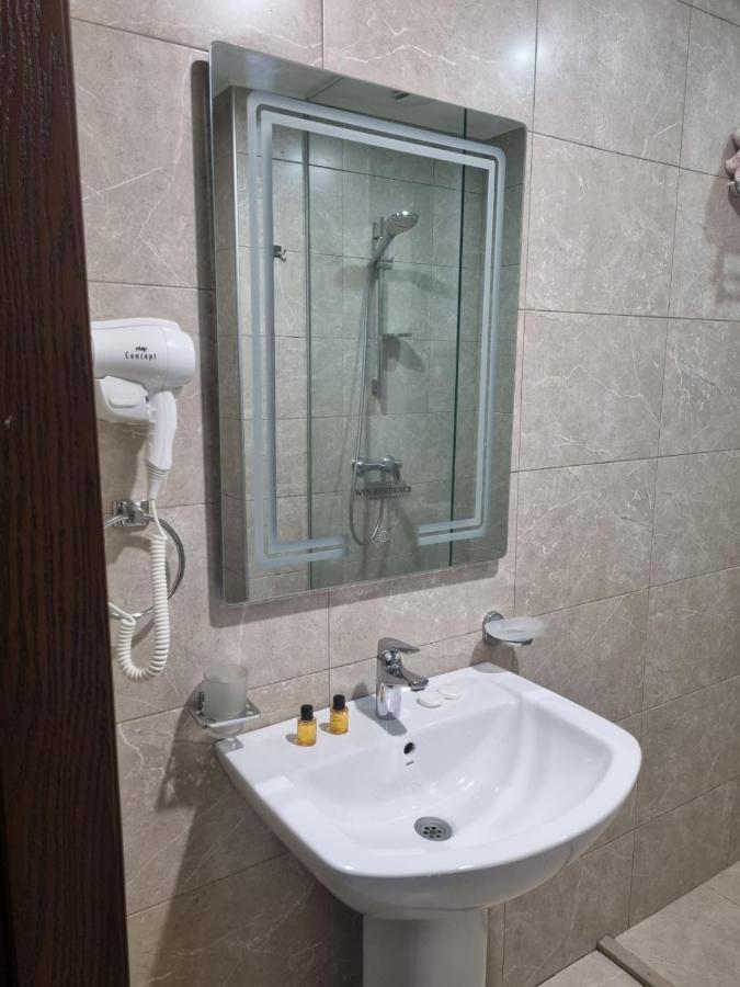 Апартаменты Orbi Plaza David Apt. Батуми Экстерьер фото