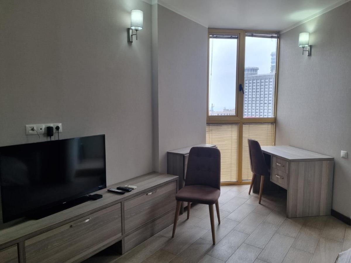 Апартаменты Orbi Plaza David Apt. Батуми Экстерьер фото