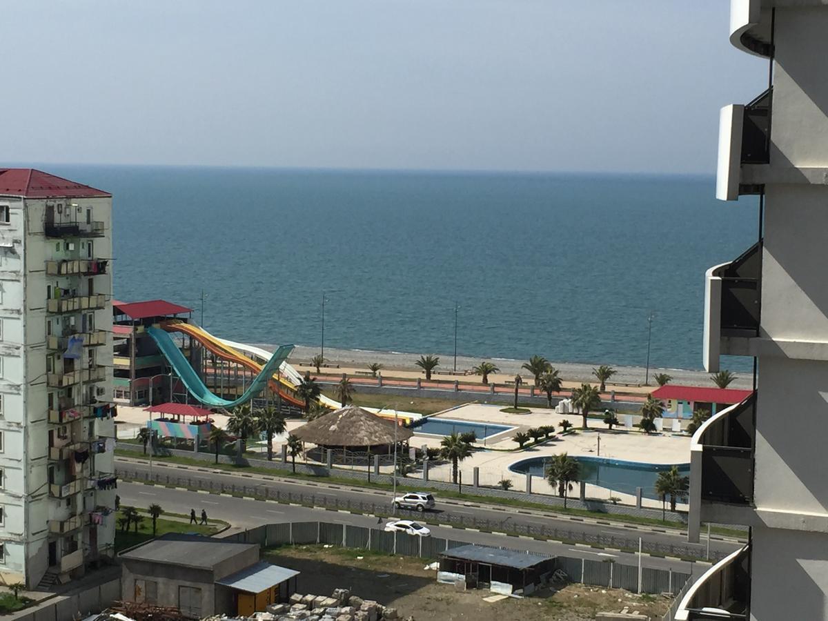 Апартаменты Orbi Plaza David Apt. Батуми Экстерьер фото